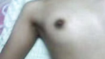 Juicy pussy របស់សិស្សស្រីជំទង់សម្រាប់បុរសពុកចង្ការ